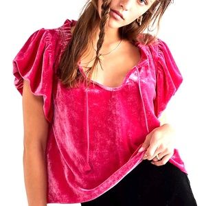🆕🦋FREE PEOPLE Pink Velour Top🦋